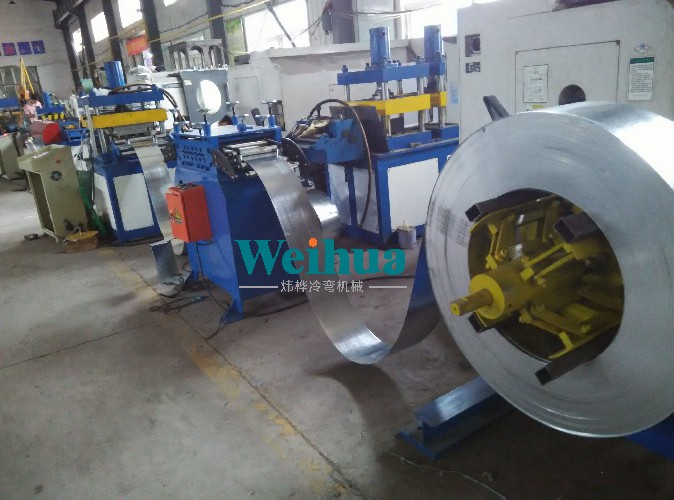 回路箱一次成型設備