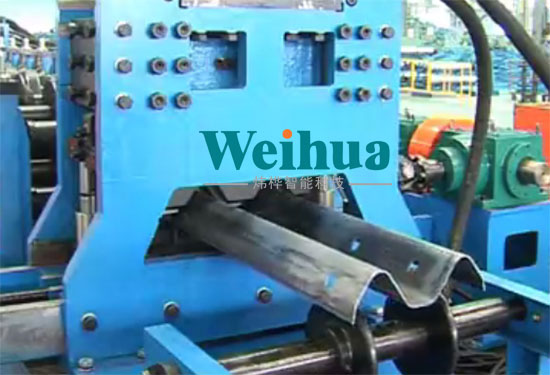  高速公路護欄板生產設備